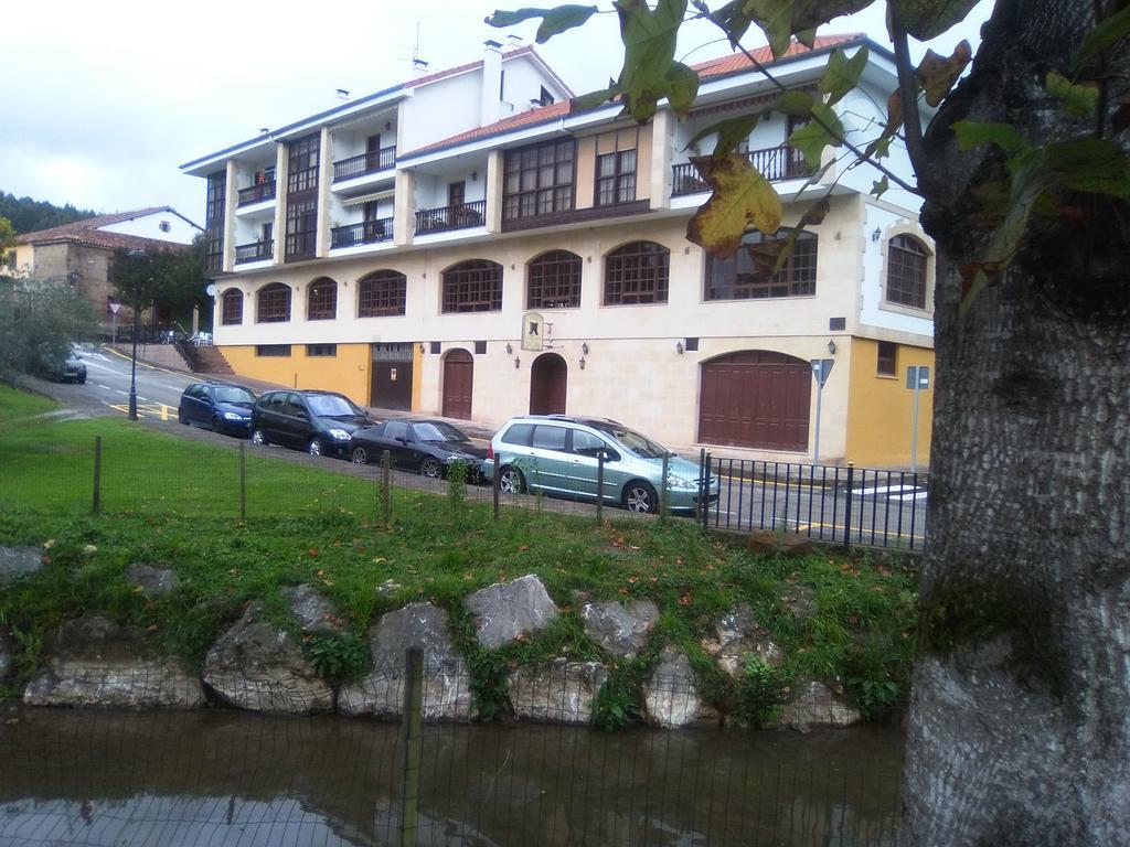 Pensión El Ansar Cartes Exterior foto